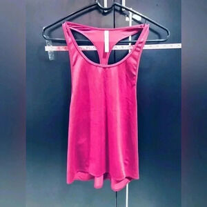 Fabletics Peggy Loose Fit Racerback, scoop neck, Tank, Berry Pink Pinkish purple